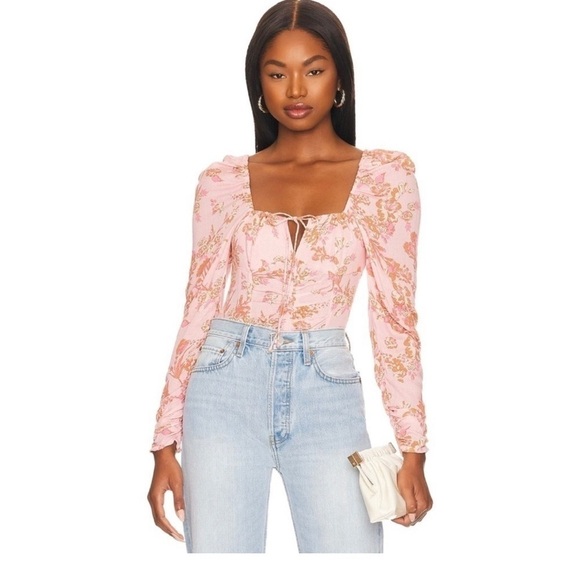 FREE‎ PEOPLE Hilary Floral Crop Top Pink Combo NWOT - Picture 2 of 9